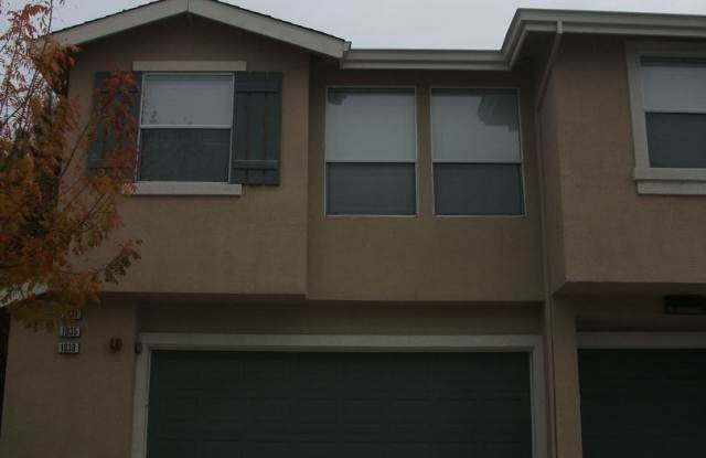 1039 Esparanza Way Gallery 2