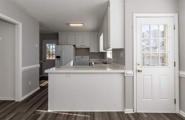 Amazing 3 bedroom home in Downtown Zebulon Gallery 1