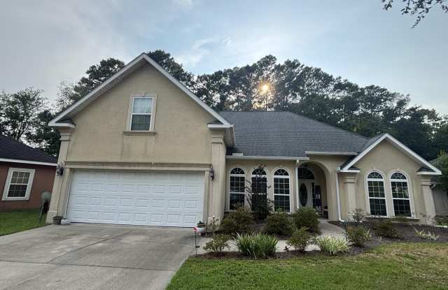 107 Teak Trail Gallery 2