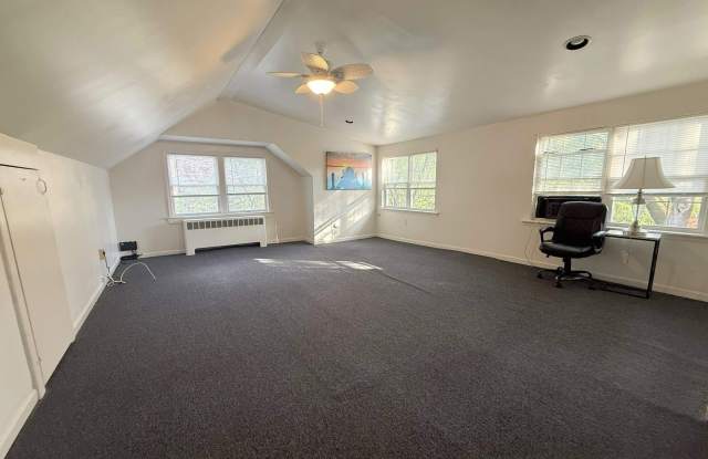 502 LAKEVIEW Avenue Gallery 3