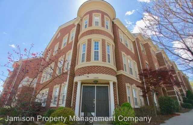 9405 Kings Parade Blvd - 9405 Kings Parade Boulevard, Charlotte, NC 28273