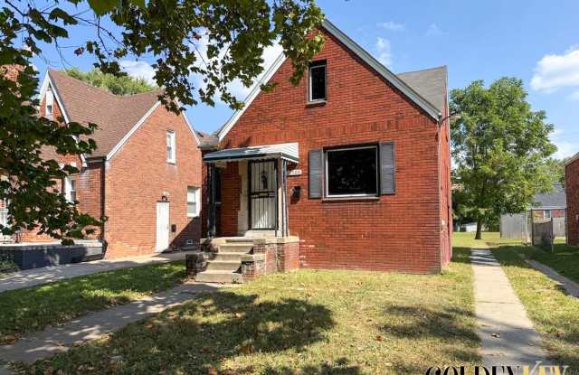Updated large 3 bed/1.5 bath Westside Home! photos photos