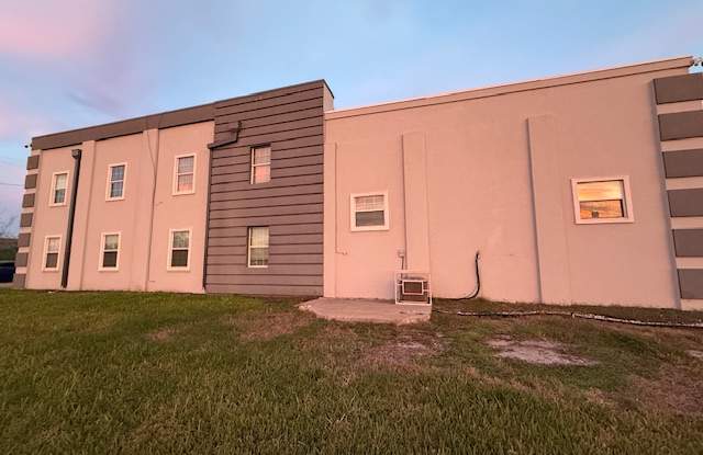 500 N Broadway St photos photos