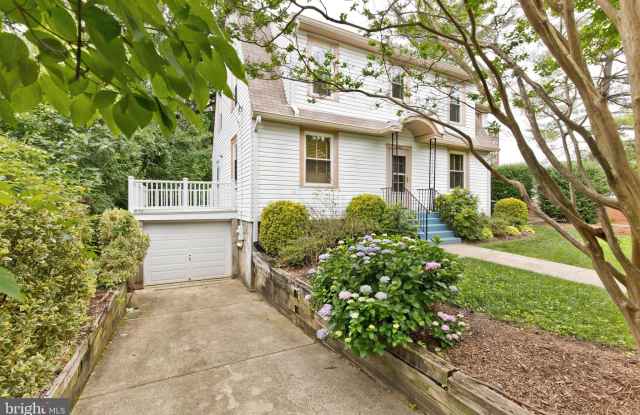4344 OLD DOMINION DRIVE - 4344 Old Dominion Drive, Arlington, VA 22207