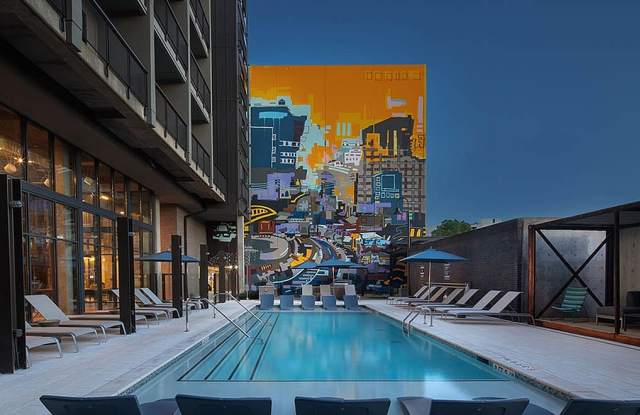 AMLI Westside Gallery 1