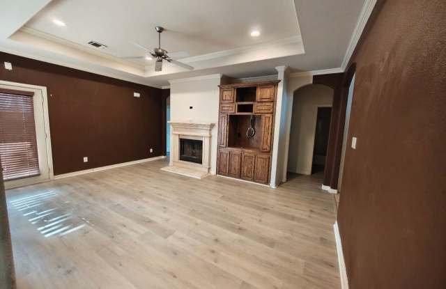 10625 Braewood Drive Gallery 3