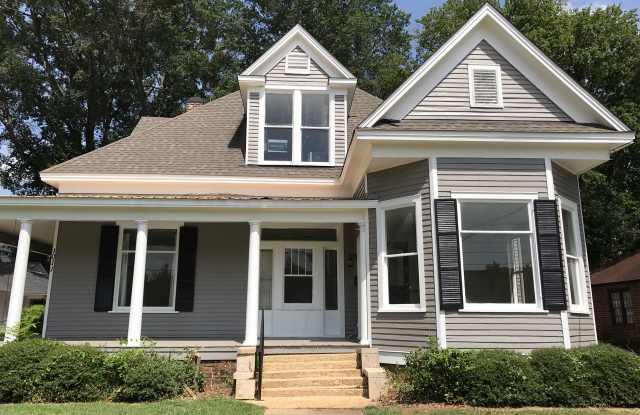 1013 Queen City Avenue Gallery 1