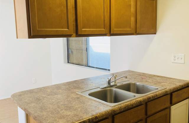 1662 North Beverly Avenue photos photos