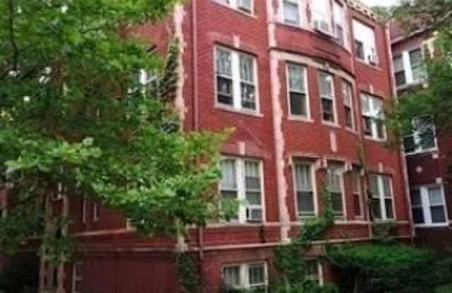 2325 West Ainslie St. photos photos