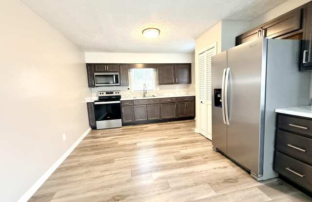 214 Hillside Terrace Gallery 4