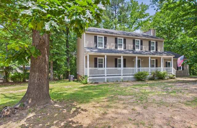 Spacious 4 Bedroom, 2.5 Bath Home in North Chesterfield Available NOW! photos photos