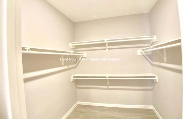 3805 Tinsley Ave Gallery 4