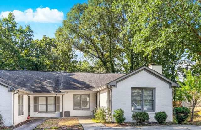 1840 Cooper Lake Drive SE - 1840 Cooper Lake Drive Southeast, Cobb County, GA 30080