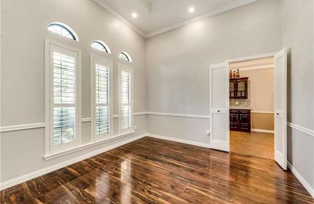 2218 Diamond Oaks Drive - 2218 Diamond Oaks Drive, Garland, TX 75044