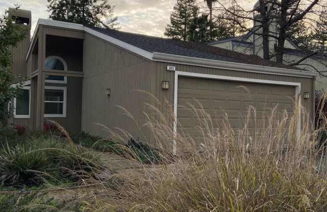 343 Flaming Oak Dr Gallery 3