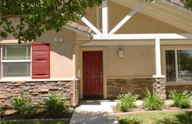 737 S Walnut Avenue - 737 South Walnut Avenue, Brea, CA 92821