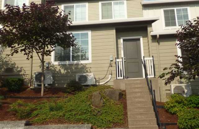 3 Bed 2.5 Bath townhome in South Salem! Gallery 4