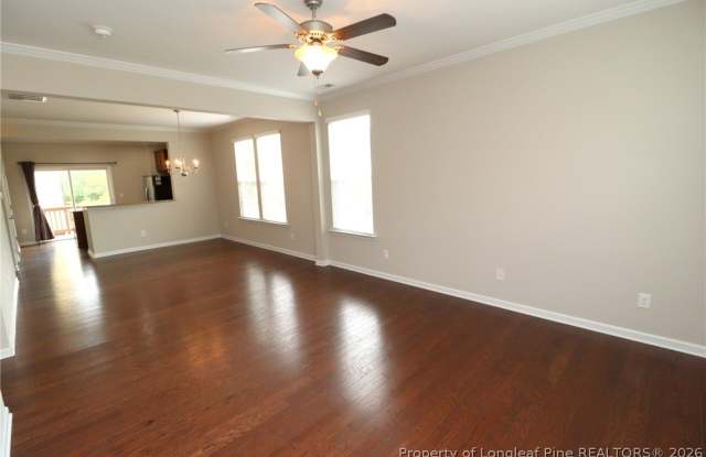 5045 Lalex Lane Gallery 4