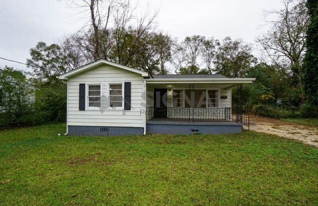 2517 21st St N - 2517 21st Street, Hueytown, AL 35023