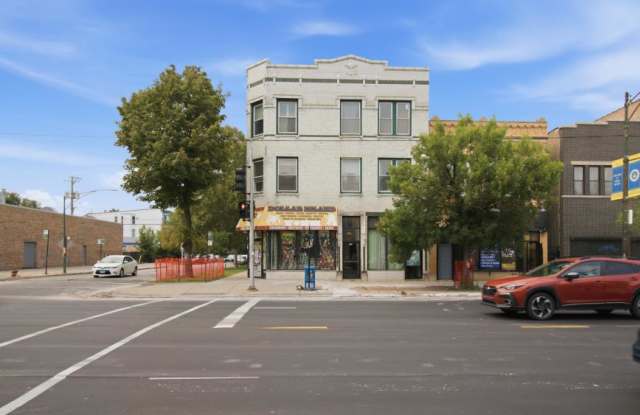 3760 W Fullerton Ave, Gallery 2