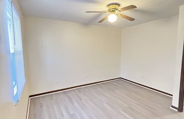 5041 Belle Isle Drive - 5043 Gallery 3