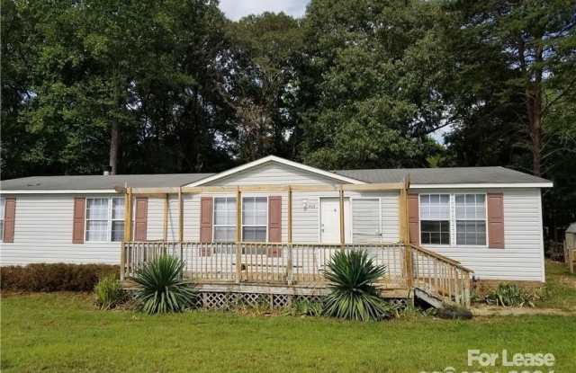 442 Cornelius Road - 442 Cornelius Road, Iredell County, NC 28117