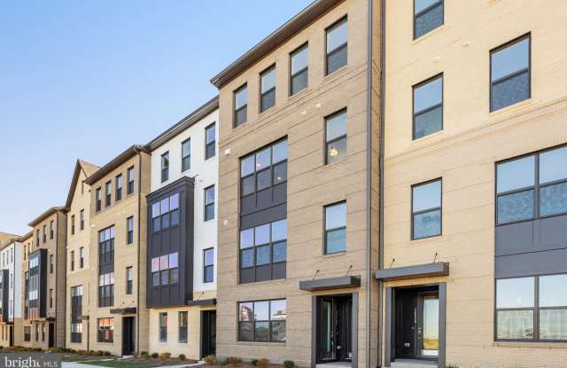 14348 YESLER Avenue photos photos