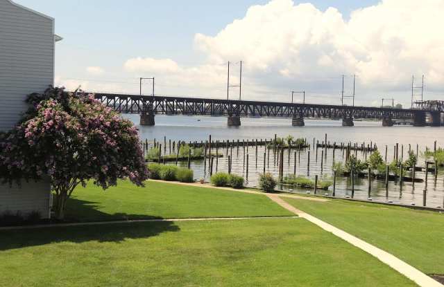 12-B OWENS LANDING Court photos photos