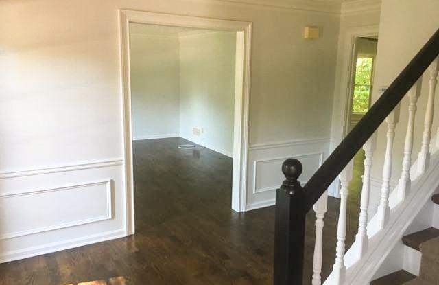 1828 Jacksons Creek Drive Gallery 3