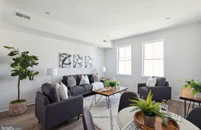 1439 FEDERAL Street unit: 404 photos photos