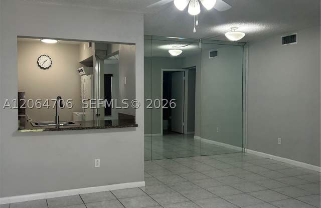 14867 SW 104 ST Gallery 3