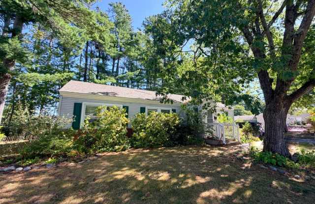 Quaint 3 Bed 2 Bath Gallery 3