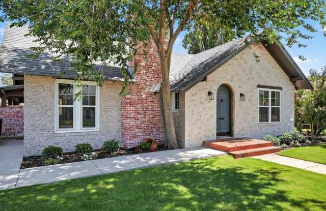 1001 W Louisiana Ave - 1001 West Louisiana Avenue, Midland, TX 79701