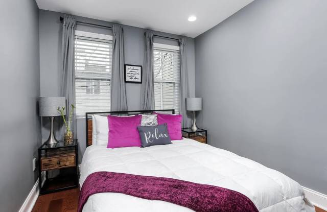 614 South Luzerne Avenue -Room 1 Gallery 1