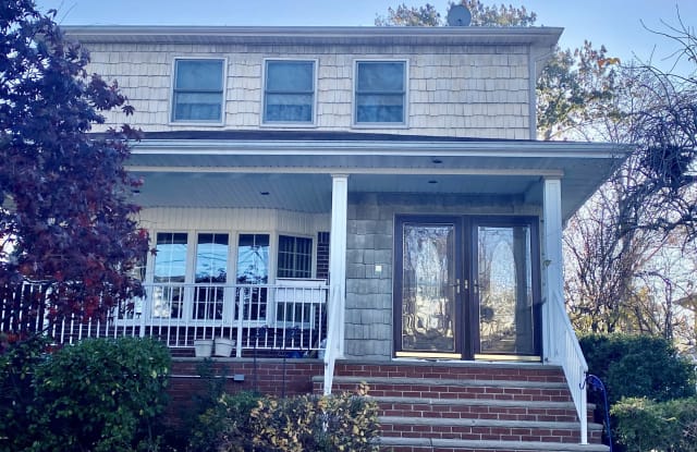 70 Reno Avenue - 70 Reno Avenue, Staten Island, NY 10306
