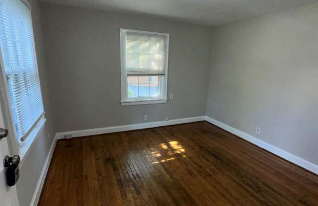 1517 Sweetbriar Avenue New - A Gallery 4
