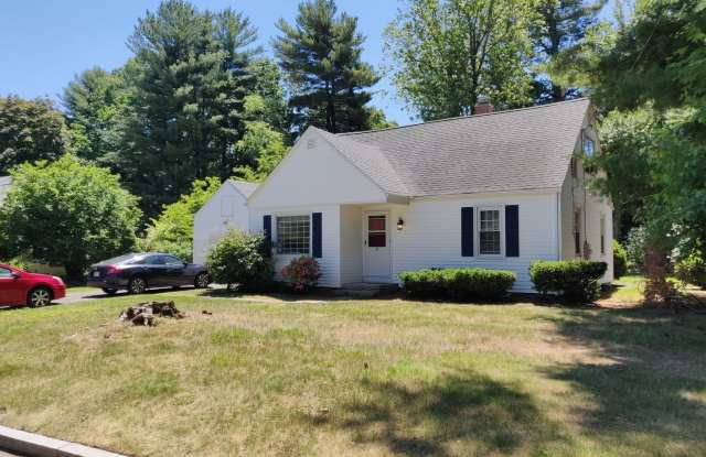 4 Bed House For Rent - Sixteen Acres - 57 Brewster Street, Springfield, MA 01119