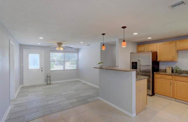 314 NW 12th Avenue, Delray Beach, FL 33444 - 314 Northwest 12th Avenue, Delray Beach, FL 33444