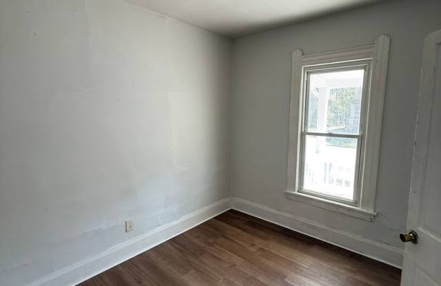 SECTION 8 and EDEN Accepted!! Newly Renovated 3BR Gem – 1.5 Baths!! photos photos