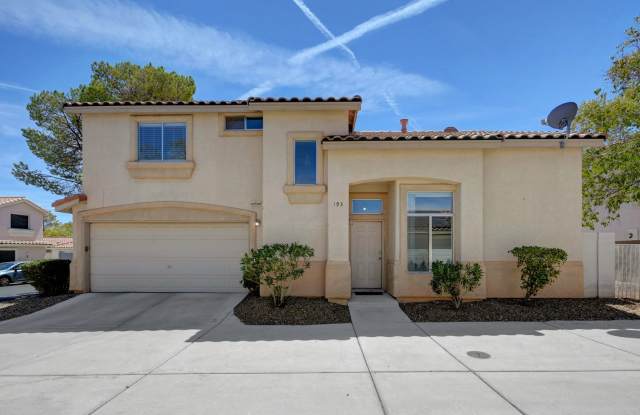 Gated community with Community Pool, THIS IS HOT!!! photos photos