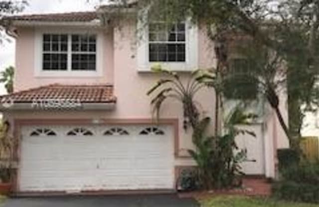 573 NW 135th Ter - 573 Northwest 135th Terrace, Plantation, FL 33325