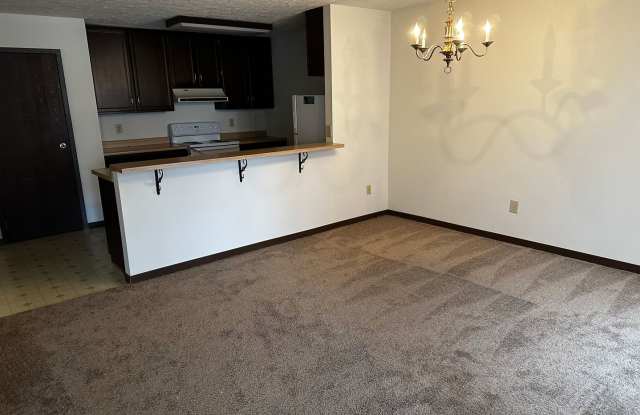 631 E Waterloo Court Gallery 3