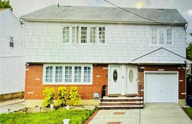 84 Carpenter Avenue - 84 Carpenter Avenue, Staten Island, NY 10314