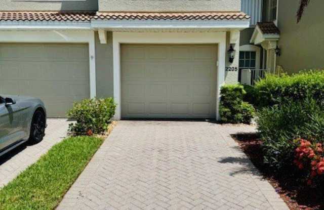 11012 Mill Creek Way unit: 2205 photos photos