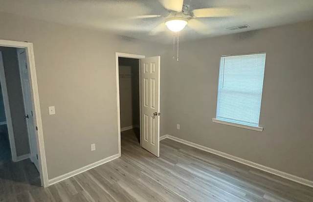 Room in 2 Bedroom Home at Pinedale Cir NW photos photos