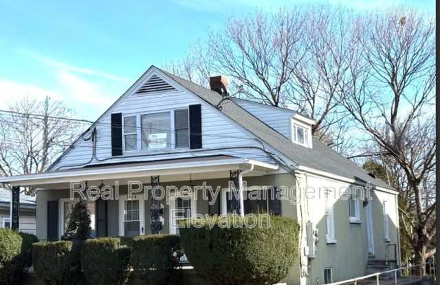 908 B Florida Ave. photos photos