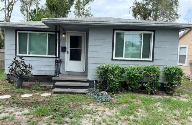 1759 TEMPLE Terrace S Gallery 1