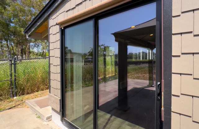 Charming Country Studio with Vineyard Views – New Build! photos photos