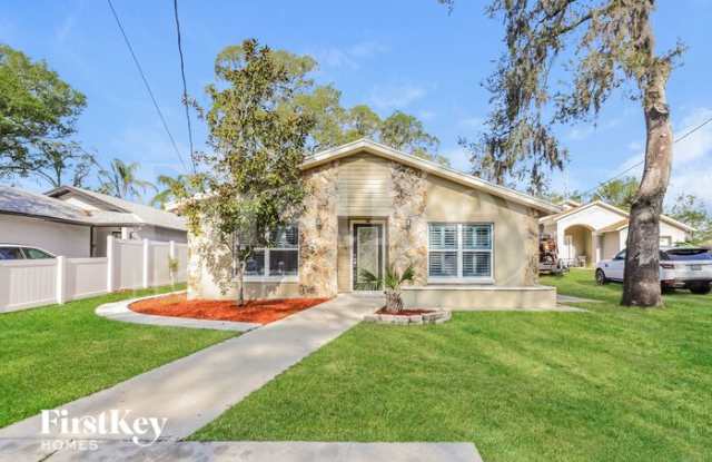 8908 North Hamner Avenue photos photos