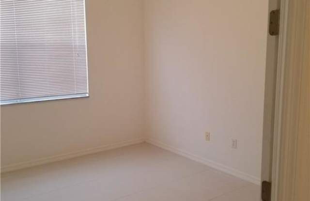 2158 Oxford Ridge CIR Gallery 4